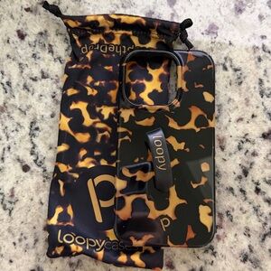 iPhone 14 Pro Loopy Case